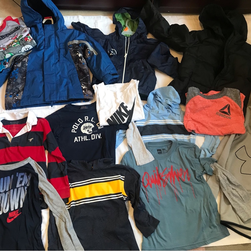 Boy Winter Clothes
--LOT--34 pieces.
Size 4 / 5 / 6 - Picture 11 of 16